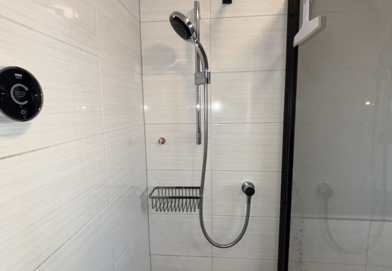 Rent by room in Edinburgh - The Maitland Rooms 2